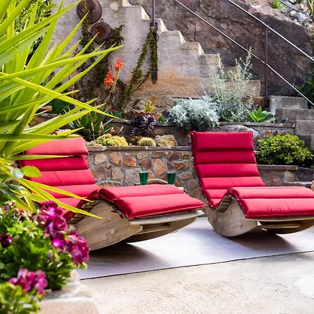 Provenzalisches Citronniers - Garten Mit Meerblick Und Pool By Riviera Homelife Vakantiehuis