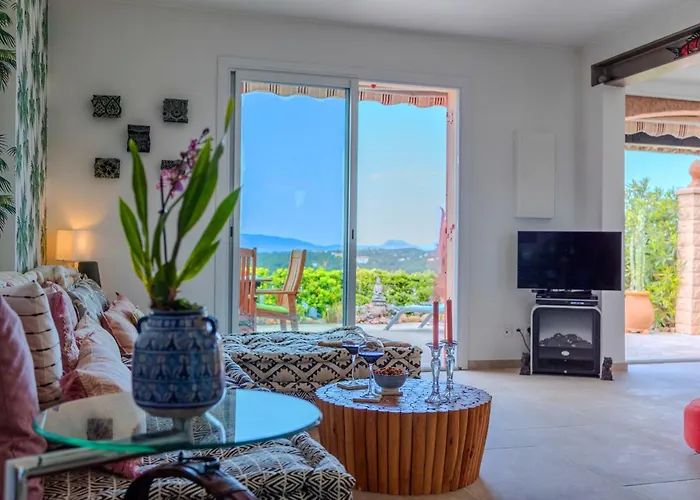 Ferienhaus Bastidon Les Citronniers Für 4 Personen Mit Meerblick